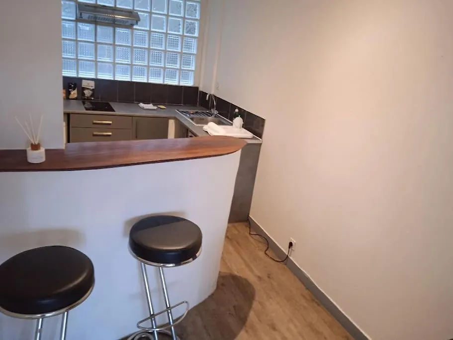 Escale A Brest Meme. Apartment 0*,  France